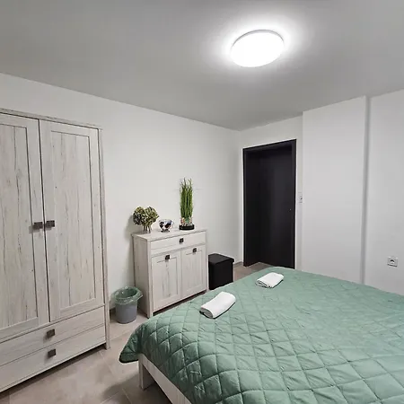 Balint Borlak * Hajos